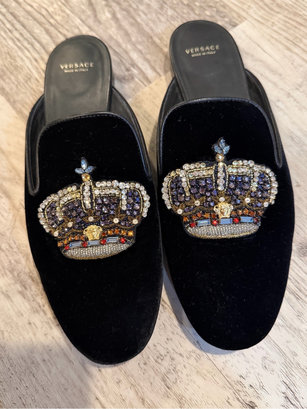Versace Black Velvet Crown Embellished Mules 38.5 - Picture 3 of 5